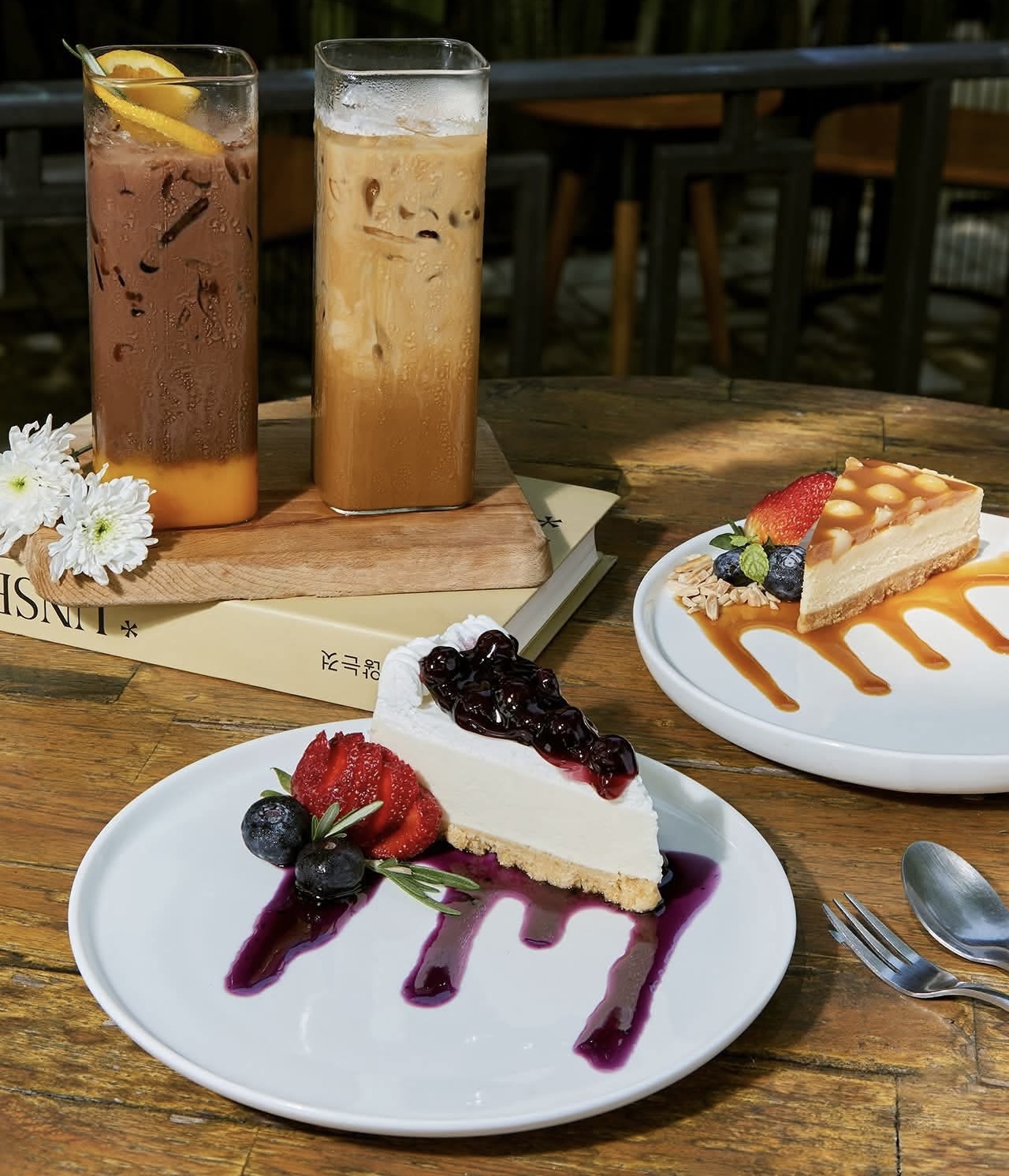 Dessert and iced drinks at X BEEF